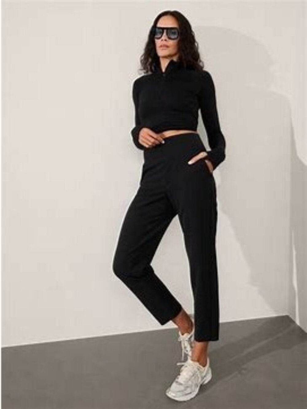 Athleta Endless Highrise Pants in Black 8 Petite